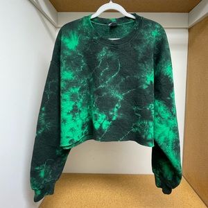 black / green tie dye crewneck